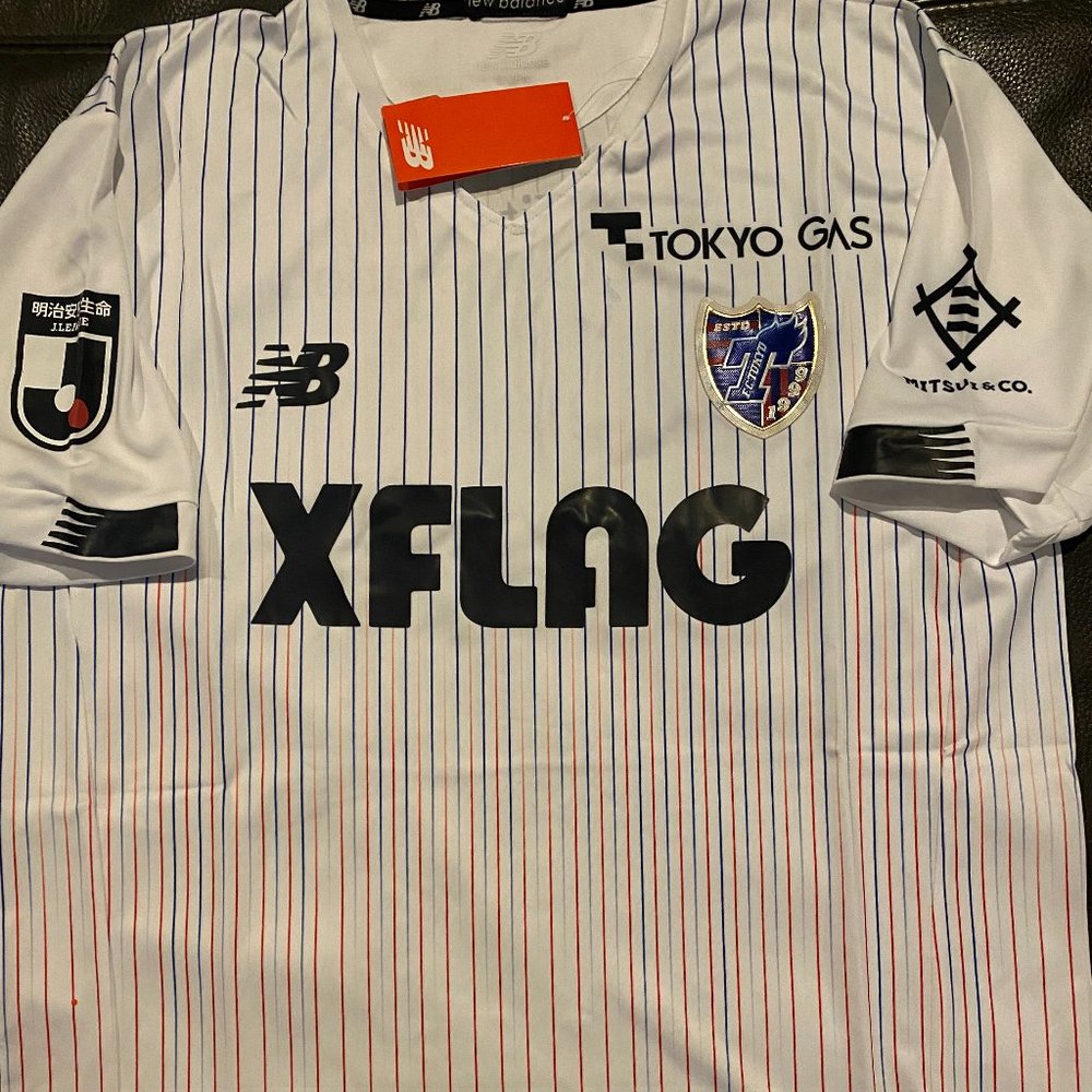 New Balance brand JAPAN League FC TOKYO Men's JERSEY Sz L or XL New w tags